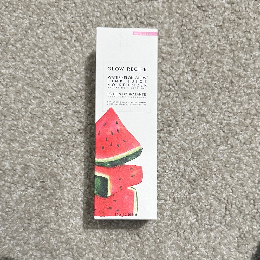 Glow Recipe 
Watermelon Pink Juice Oil-Free Refillable Moisturizer